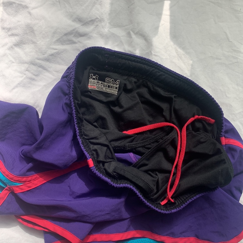 Running shorts - Picture 2 of 2